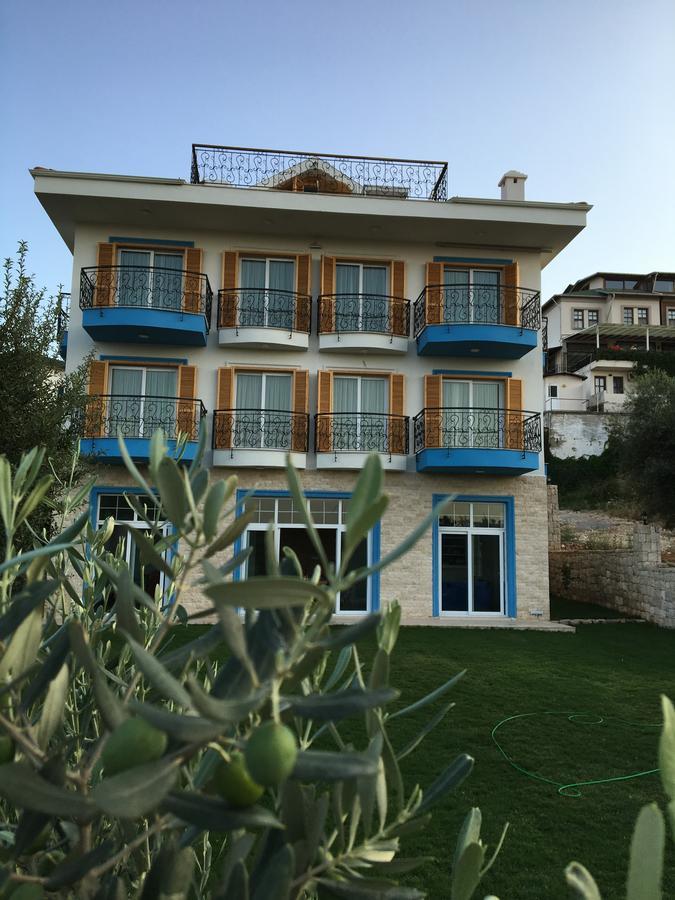 Clementin Suits Siğacık מראה חיצוני תמונה