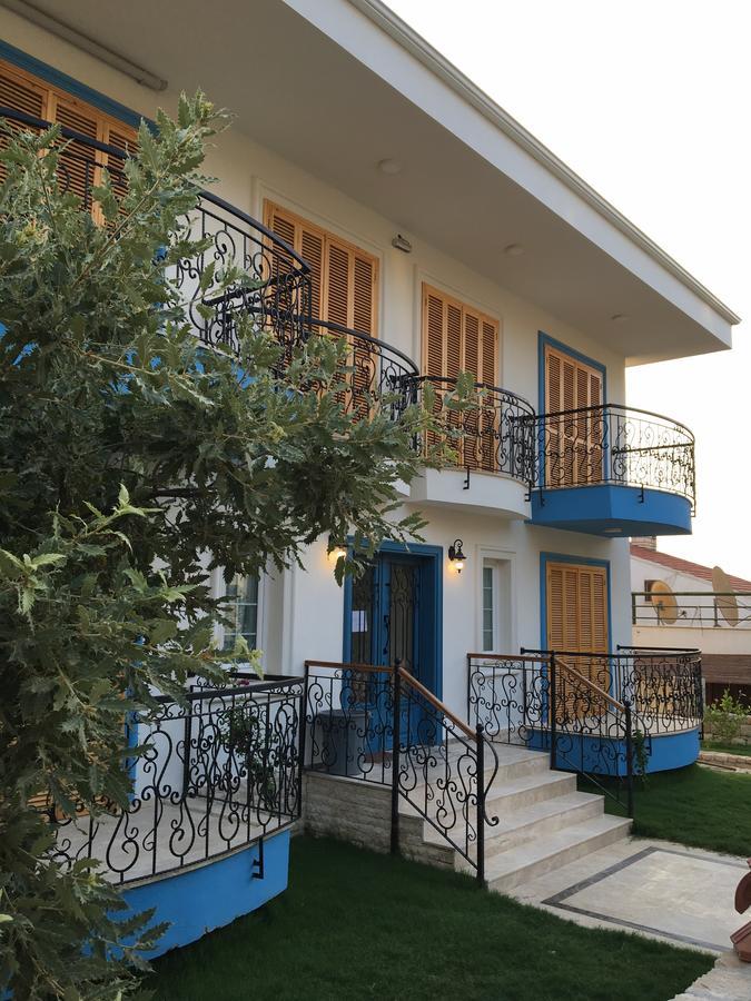 Clementin Suits Siğacık מראה חיצוני תמונה