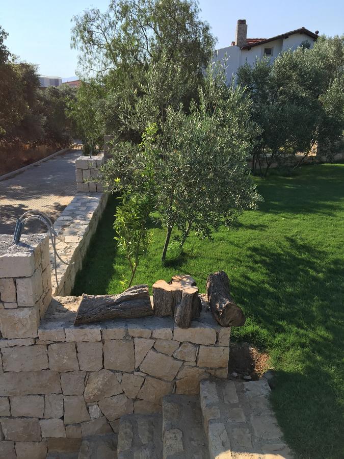 Clementin Suits Siğacık מראה חיצוני תמונה